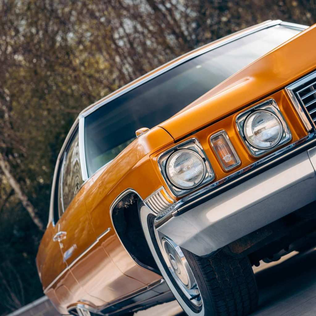 Cadillac Coupe de Ville side look