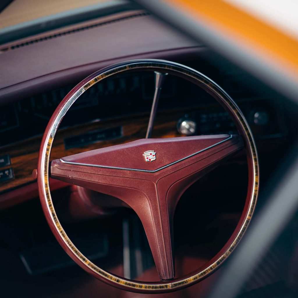 cadillac classic steering wheel