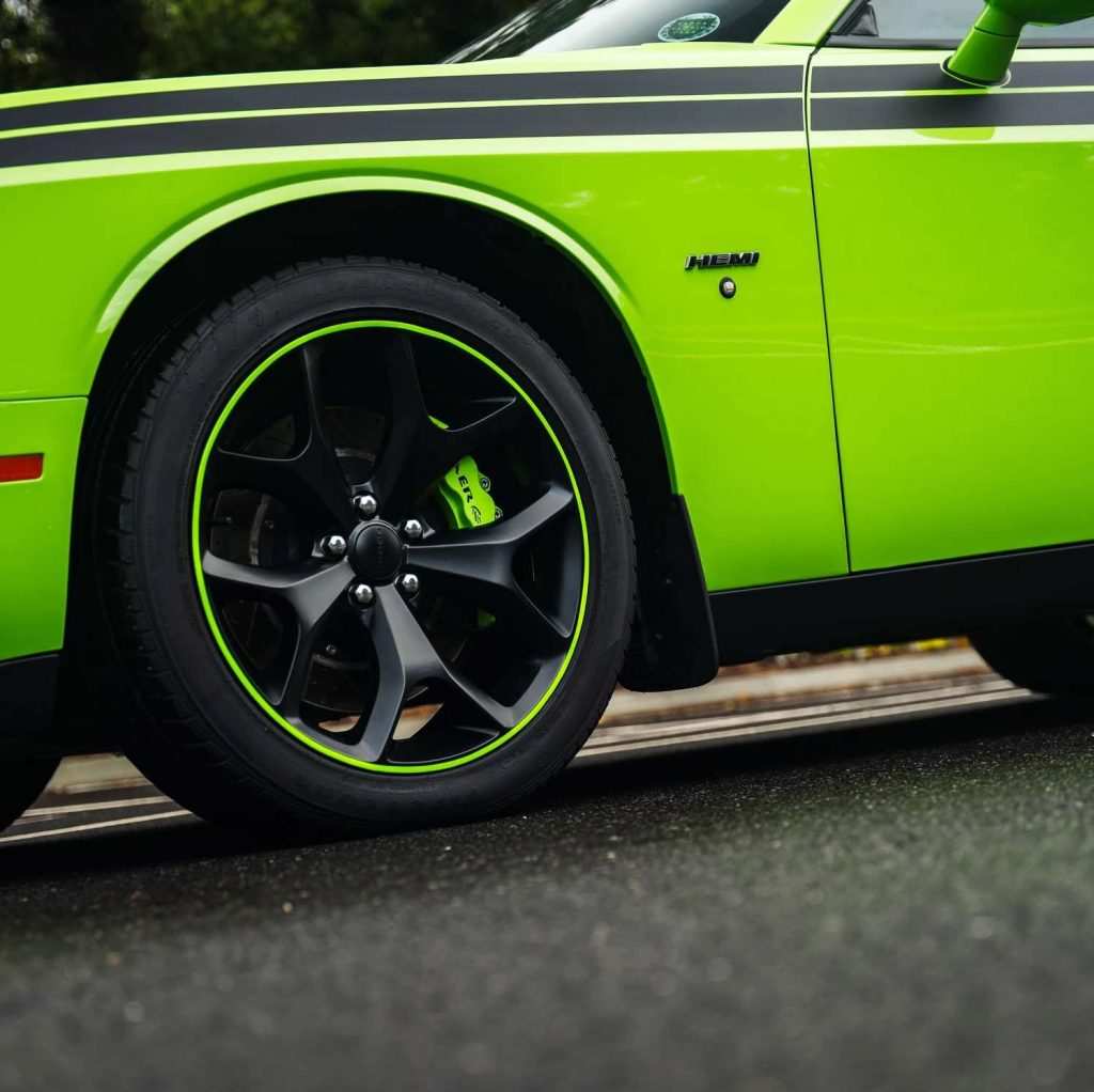 Dodge Challenger Alloy closeup