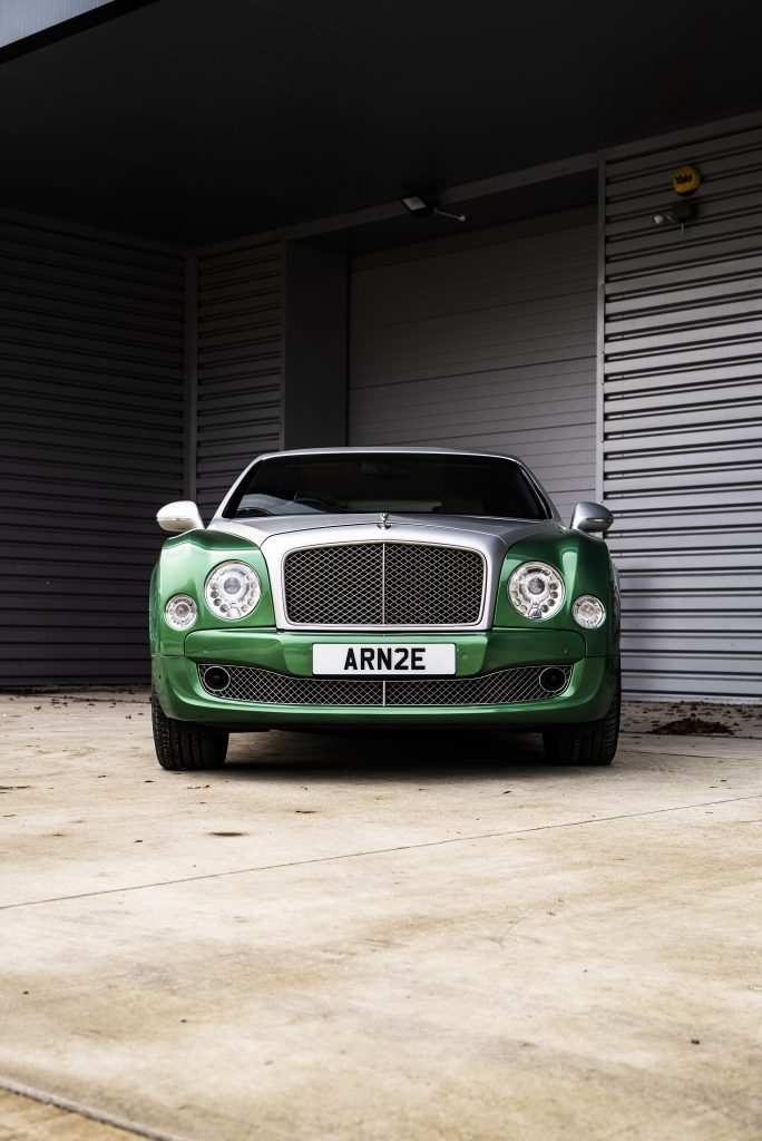 Bentley Mulsanne Custom Green & Satin White Front view