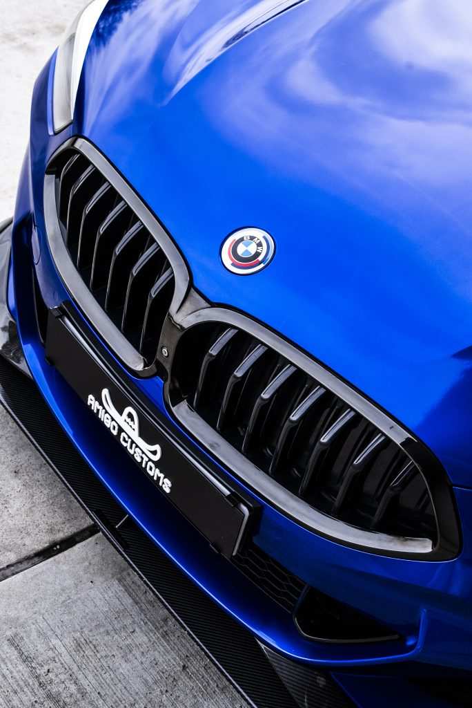 BMW M850i logo