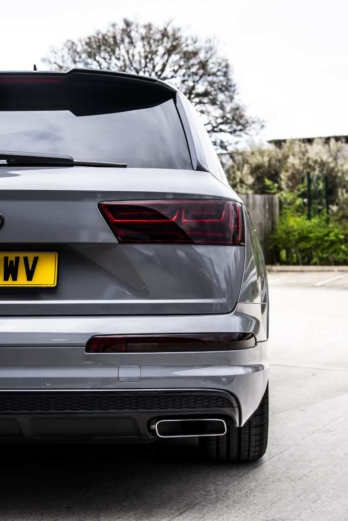 Audi Q7 Back Light