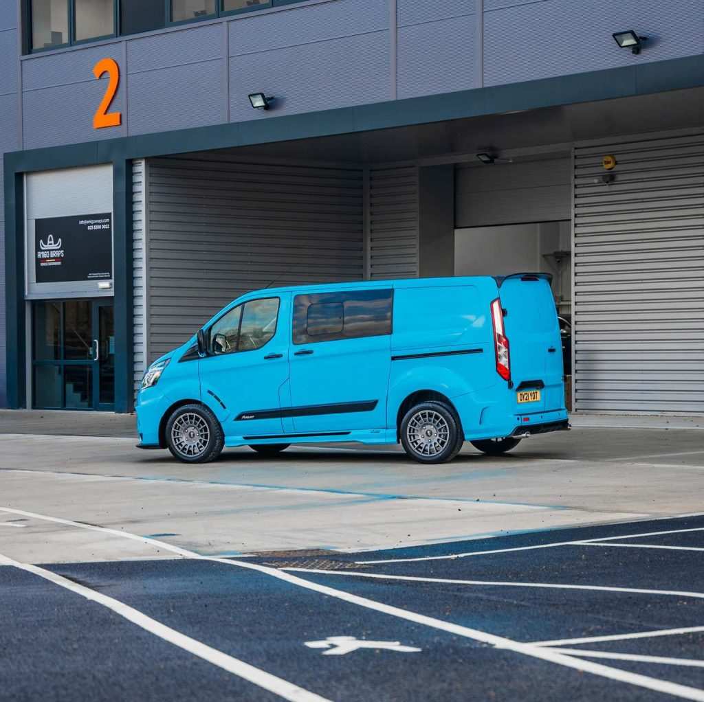 Ford Transit Full View
