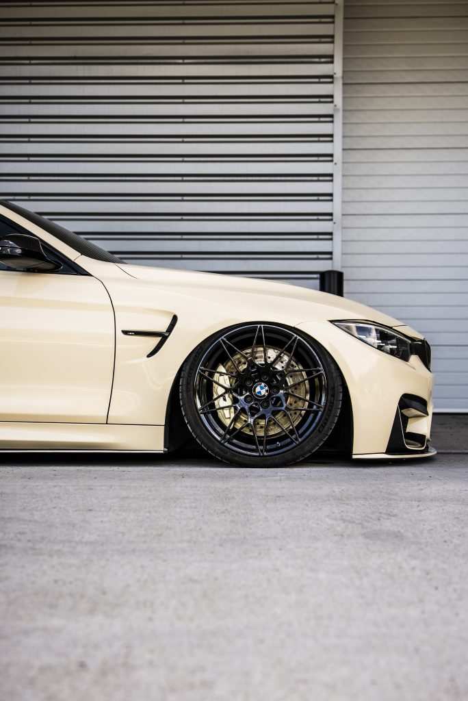 BMW M4 - Alloy