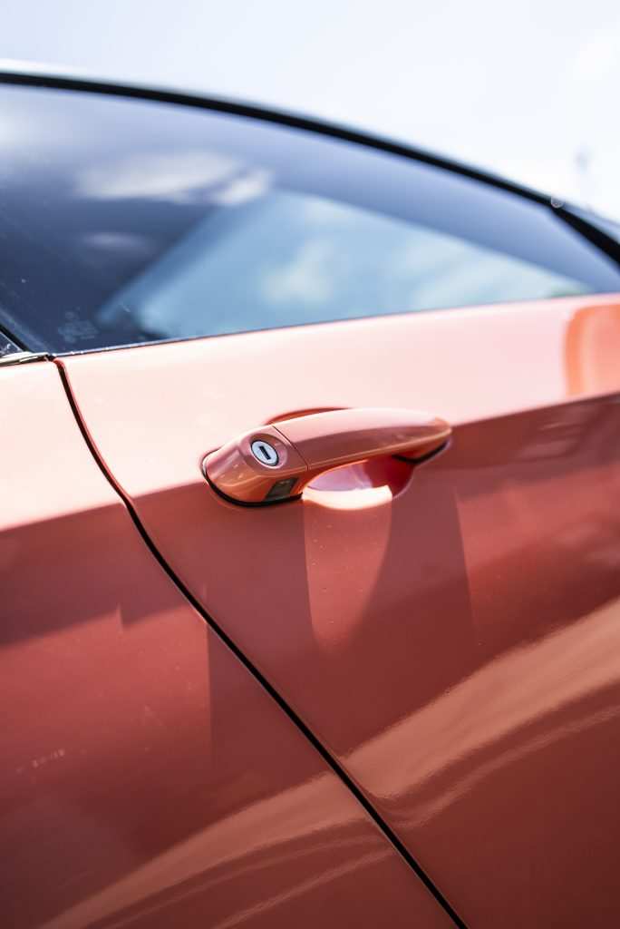 BMW 318 - CUSTOM PEARL CORAL PEACH