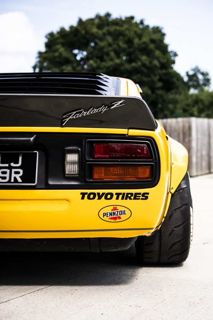 DATSUN PENZZOIL LIVERY tail light