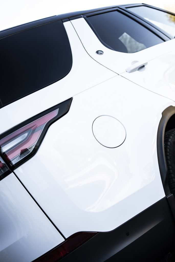 Close-up of 3M High Gloss White finish