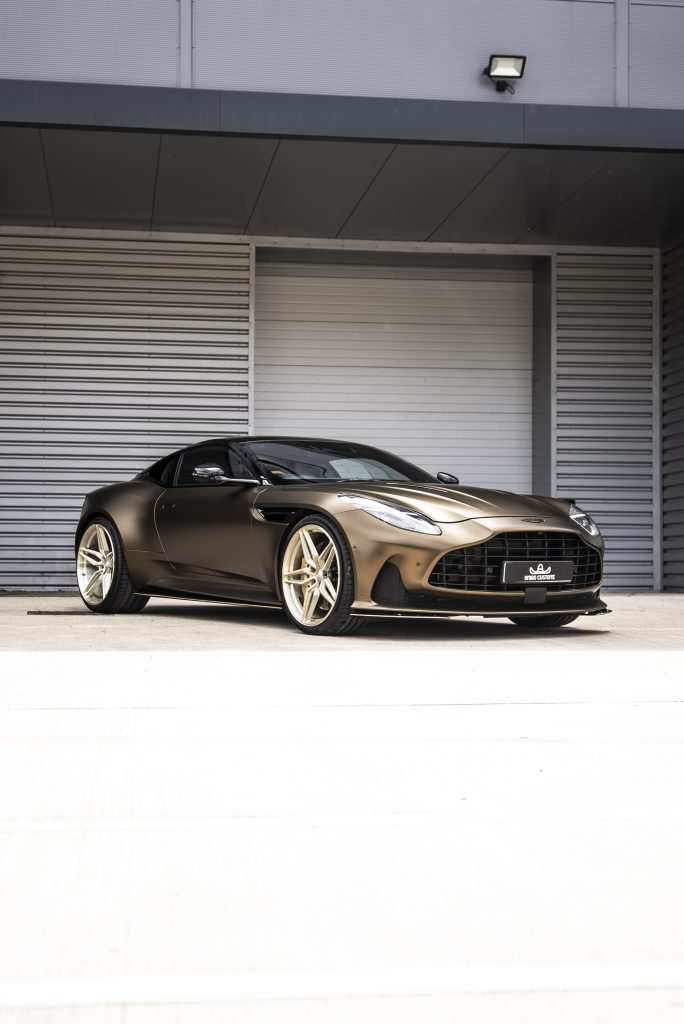 Aston Martin in PWF Matt Bond Gold