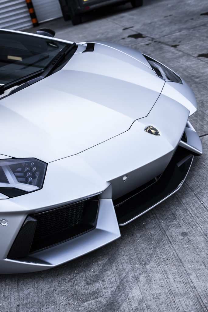 Lamborghini Aventador in 3M Satin White Aluminium
