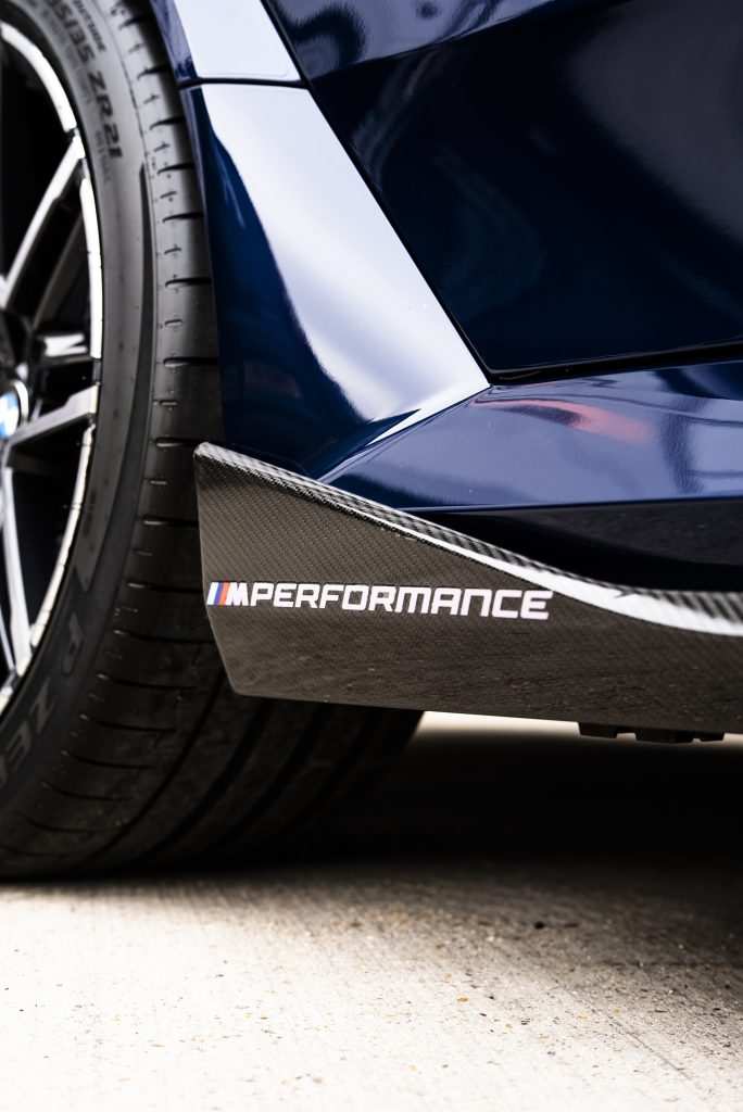 Close-up of BMW M5 Touring gloss PPF finish