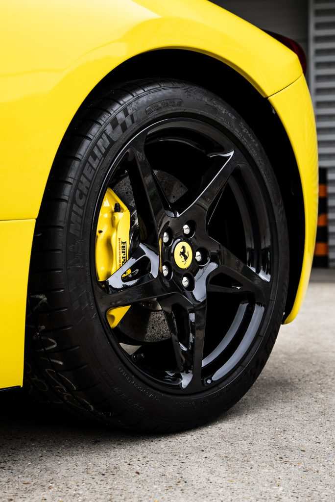 Ferrari 458 in 3M High Gloss Bright Yellow