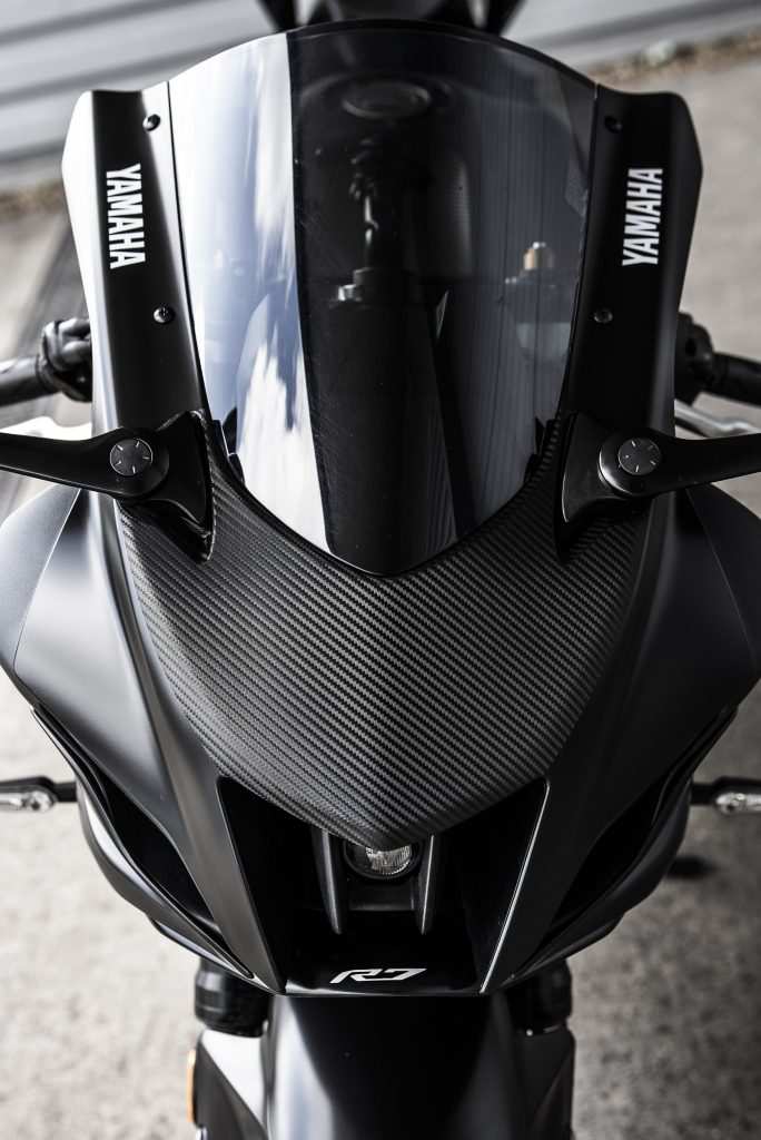 Yamaha R7 in Avery Satin Black