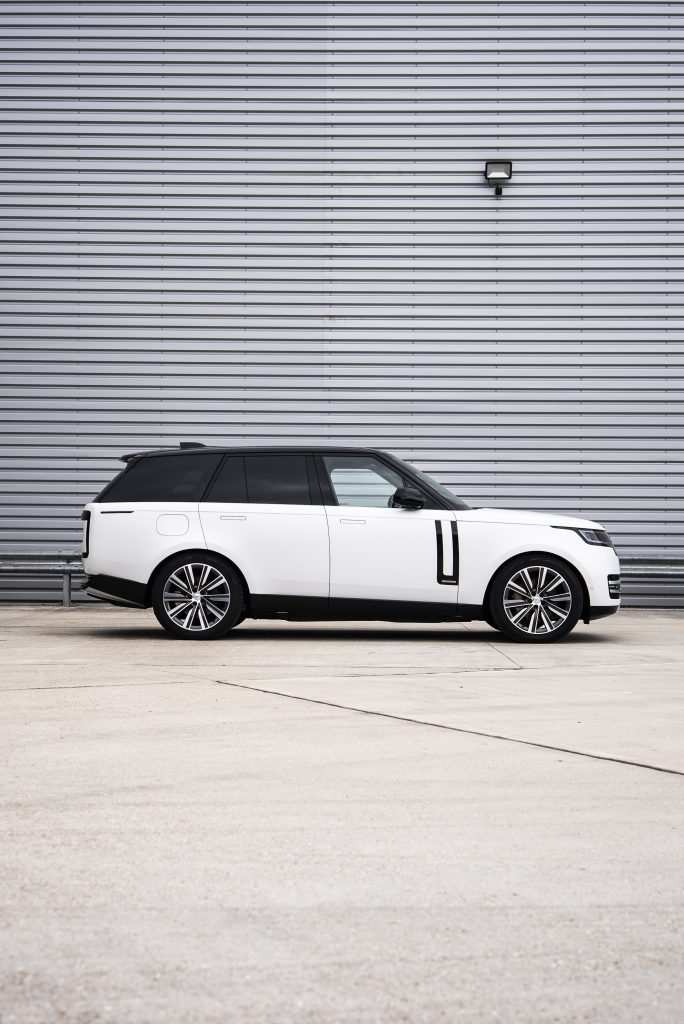 Range Rover with full satin PPF conversion