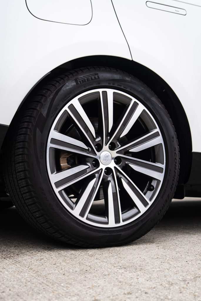 Range Rover with full satin PPF conversion