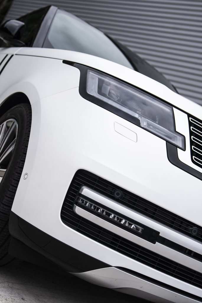 Range Rover with full satin PPF conversion