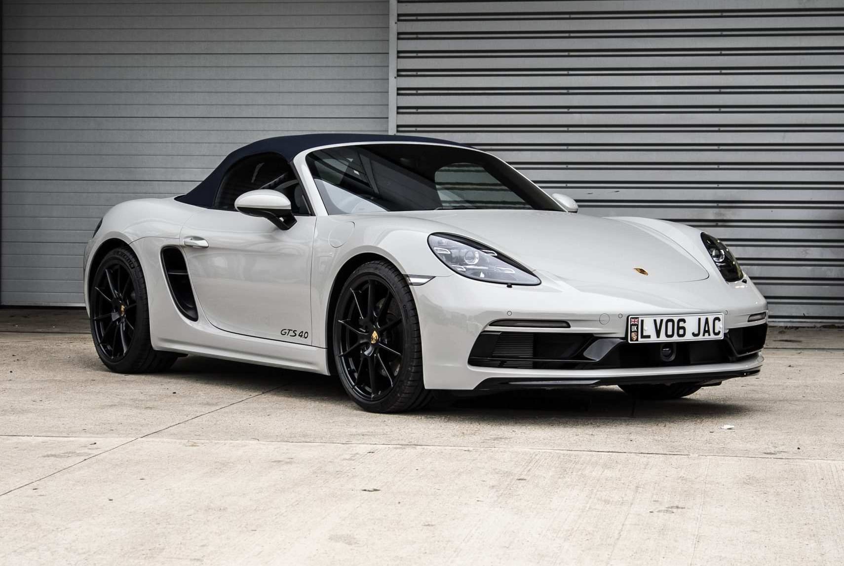 Porsche 718 Boxster